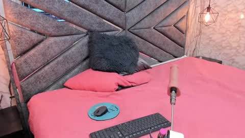 Snapshot of brownie_delicious chatting on December 2024 01:50:02 AM Sara online show from December 2024 01:50:02 AM