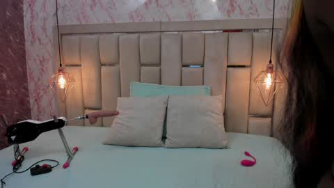 Snapshot of brownie_delicious chatting on December 2024 10:32:01 PM Sara online show from December 2024 10:32:01 PM