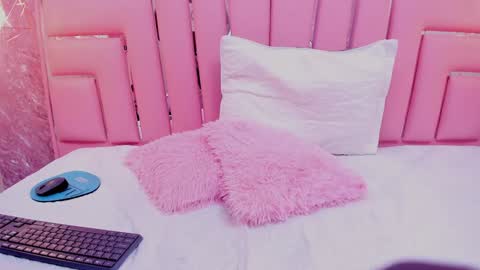 Snapshot of brownie_delicious chatting on January 2025 09:00:01 PM Sara online show from January 2025 09:00:01 PM