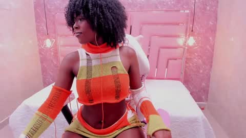 Snapshot of brownie_delicious chatting on January 2025 09:05:02 PM Sara online show from January 2025 09:05:02 PM