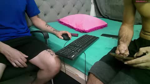 Mandinnnngooooo online show from October 2025 10:31:01 PM