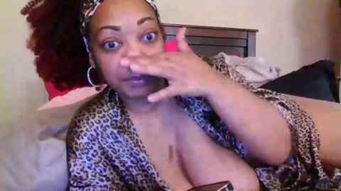 Snapshot of brownroundrenee chatting on July 2026 11:05:02 AM brownroundrenee online show from July 2026 11:05:02 AM