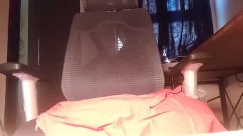 brownuncut3019 online show from January 2025 12:04:02 PM