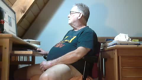 Snapshot of brubar chatting on July 2026 02:31:02 AM brubar online show from July 2026 02:31:02 AM