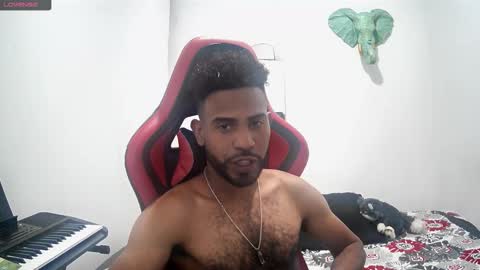 Snapshot of bruce_1111 chatting on November 2025 10:30:02 PM bruce_1111 online show from November 2025 10:30:02 PM