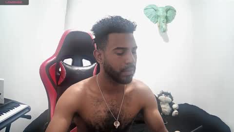 Snapshot of bruce_1111 chatting on November 2025 08:30:01 PM bruce_1111 online show from November 2025 08:30:01 PM