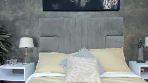 Bruce Hans online show from November 2025 11:35:01 AM