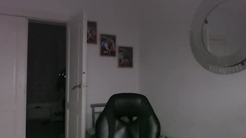 Snapshot of brucemf chatting on January 2025 05:13:01 AM Bruce online show from January 2025 05:13:01 AM