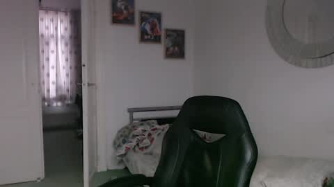 Snapshot of brucemf chatting on February 2025 03:31:02 PM Bruce online show from February 2025 03:31:02 PM