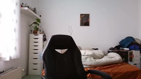 Snapshot of brucemf chatting on September 2025 12:07:01 PM Bruce online show from September 2025 12:07:01 PM