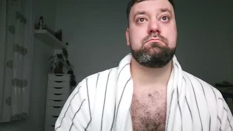 Snapshot of brucemf chatting on October 2025 08:51:02 PM Bruce online show from October 2025 08:51:02 PM