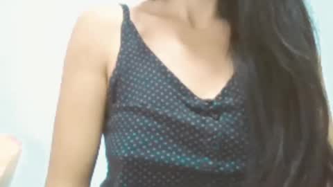 brunela online show from November 2025 09:53:01 AM