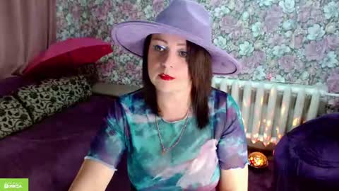 Snapshot of brunette7786 chatting on June 2026 07:35:01 PM Julia online show from June 2026 07:35:01 PM