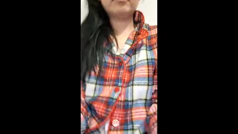 Snapshot of brunettedoll100 chatting on December 2025 07:46:02 AM brunettedoll100 online show from December 2025 07:46:02 AM