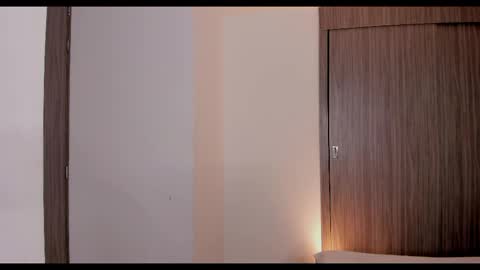 Snapshot of brunnahart chatting on October 2025 08:43:02 PM online show from October 2025 08:43:02 PM