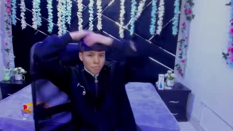 Snapshot of bruno_cruz chatting on February 2026 02:04:02 AM Bruno Cruz online show from February 2026 02:04:02 AM