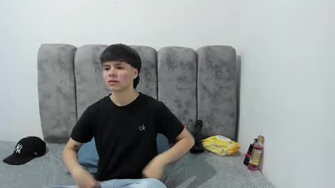 Snapshot of bruno_cruz chatting on March 2026 03:17:01 AM Bruno Cruz online show from March 2026 03:17:01 AM