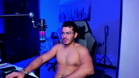 Snapshot of bruno_diaz31 chatting on November 2025 11:21:02 PM Bruno online show from November 2025 11:21:02 PM