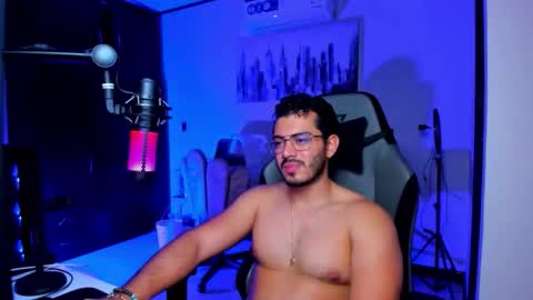 Snapshot of bruno_diaz31 chatting on November 2025 04:34:02 AM Bruno online show from November 2025 04:34:02 AM