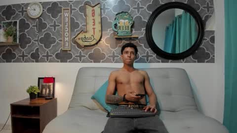 Snapshot of bruno_snow chatting on March 2026 04:29:04 AM bruno_snow online show from March 2026 04:29:04 AM