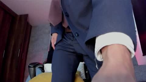 Snapshot of bruno_woods chatting on November 2025 01:55:01 PM Andres Suarez online show from November 2025 01:55:01 PM