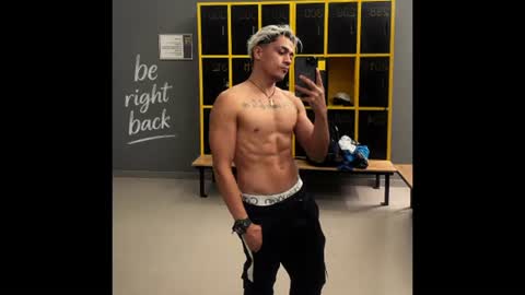 Snapshot of brunocuttie94 chatting on July 2026 12:04:02 AM Join my fan club here 150 tokens a month online show from July 2026 12:04:02 AM