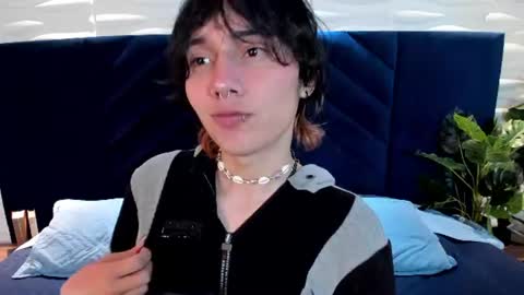 Snapshot of brunodeluca_ chatting on June 2026 01:22:02 PM Bruno online show from June 2026 01:22:02 PM