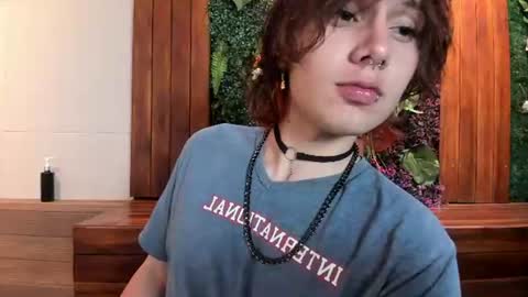 Snapshot of brunodeluca_ chatting on August 2026 04:03:02 AM Bruno online show from August 2026 04:03:02 AM