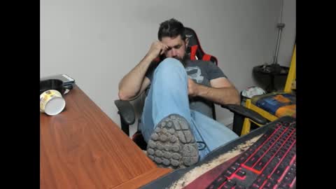 Snapshot of brutalmaster1983 chatting on November 2025 07:46:02 PM BRUTALMASTER1983 online show from November 2025 07:46:02 PM