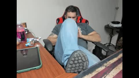 Snapshot of brutalmaster1983 chatting on November 2025 10:43:02 PM BRUTALMASTER1983 online show from November 2025 10:43:02 PM