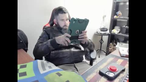 Snapshot of brutalmaster1983 chatting on January 2026 08:14:02 PM BRUTALMASTER1983 online show from January 2026 08:14:02 PM