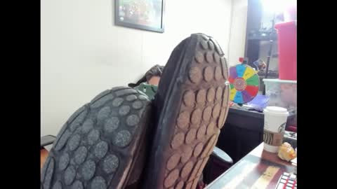 Snapshot of brutalmaster1983 chatting on January 2026 08:18:02 PM BRUTALMASTER1983 online show from January 2026 08:18:02 PM