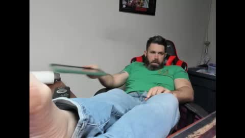 Snapshot of brutalmaster1983 chatting on February 2026 08:05:02 PM BRUTALMASTER1983 online show from February 2026 08:05:02 PM