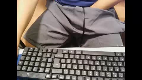 brwas1995 online show from September 2025 09:26:01 PM