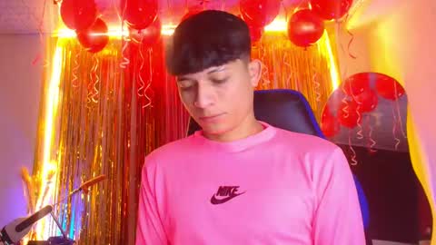 BRYAM INDEPENDENT MODEL online show from September 2025 01:10:01 AM