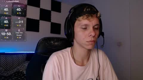 bryamado online show from October 2025 02:12:01 AM