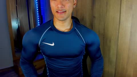 Snapshot of bryan_boy_ chatting on February 2025 01:46:02 AM bryan online show from February 2025 01:46:02 AM