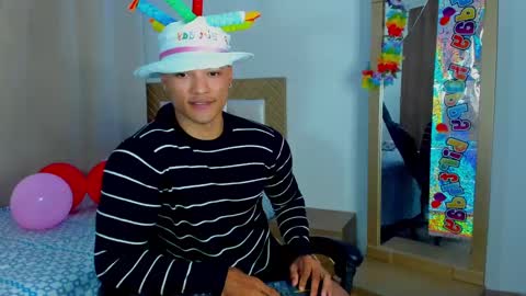 Snapshot of bryan_boy_ chatting on February 2025 01:20:01 AM bryan online show from February 2025 01:20:01 AM