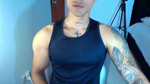 Snapshot of bryan_boy_ chatting on October 2025 12:24:01 AM bryan online show from October 2025 12:24:01 AM