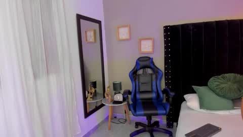 Bryan online show from December 2025 11:37:01 AM