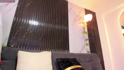 Snapshot of bryxxxon1 chatting on February 2025 04:21:01 AM Bryxon online show from February 2025 04:21:01 AM