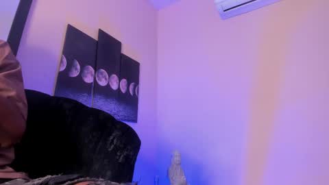 Snapshot of bryxxxon1 chatting on March 2025 02:13:01 PM Bryxon online show from March 2025 02:13:01 PM