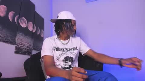 Snapshot of bryxxxon1 chatting on September 2025 04:07:02 PM Bryxon online show from September 2025 04:07:02 PM