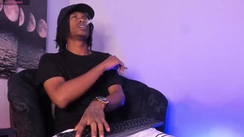 Snapshot of bryxxxon1 chatting on September 2025 03:38:01 PM Bryxon online show from September 2025 03:38:01 PM