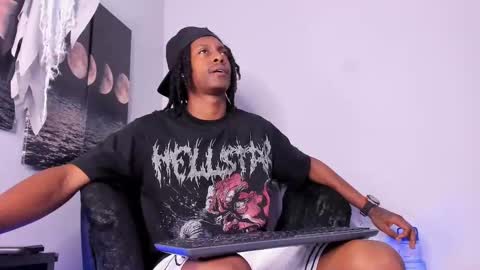 Snapshot of bryxxxon1 chatting on October 2025 03:53:01 PM Bryxon online show from October 2025 03:53:01 PM