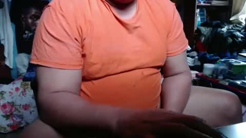 Snapshot of bubbasmalls chatting on February 2025 08:08:02 PM Bubba Smalls online show from February 2025 08:08:02 PM