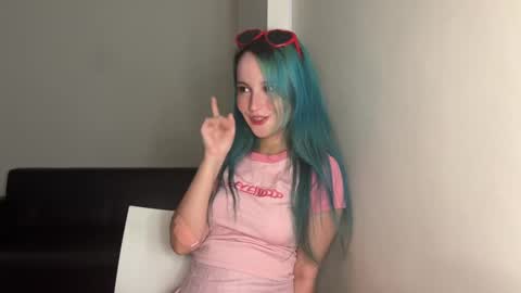 bubble_b00 online show from February 2025 12:47:01 PM