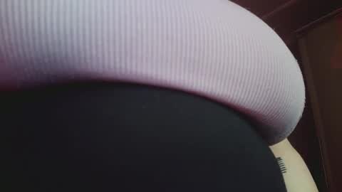 Snapshot of bubble_bambam chatting on February 2025 05:04:01 PM Nancy 3 online show from February 2025 05:04:01 PM