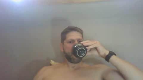 Snapshot of bubblebee1982 chatting on July 2026 08:11:02 AM bubblebee1982 online show from July 2026 08:11:02 AM