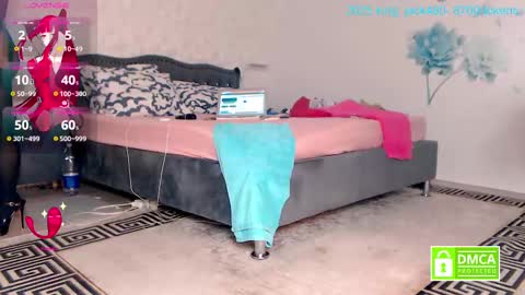 Snapshot of bubblebuttveronica chatting on February 2025 06:28:01 AM Nylon queen genuine model who bring pantyhose on chaturbate for first time the others just copy my room for money online show from February 2025 06:28:01 AM